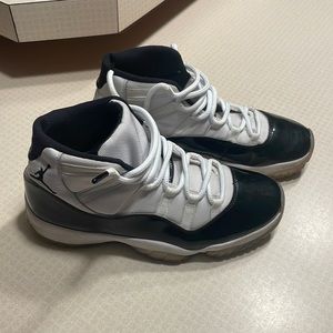 Air Jordan 11 Retro 'Concord'